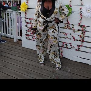 Beautiful Floral jumpsuit